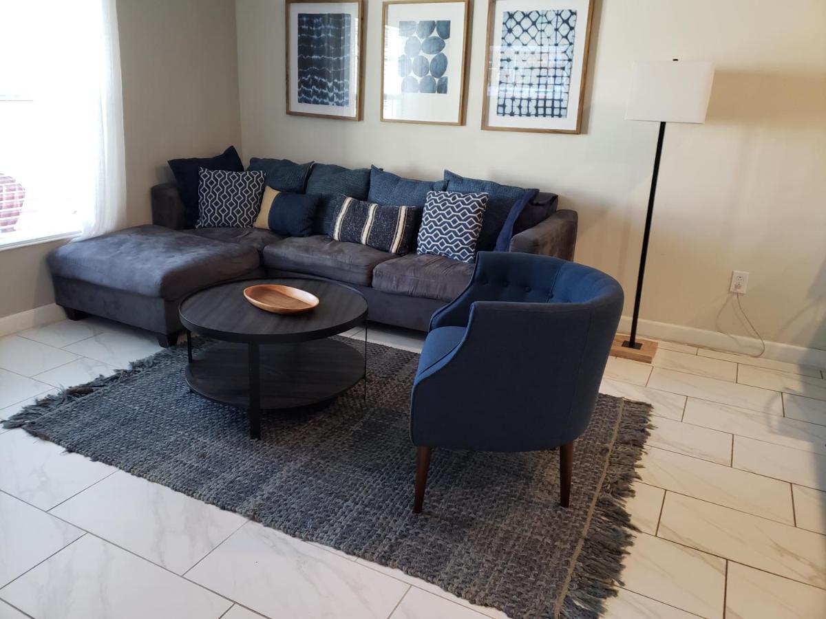 Appartement 4 Bedroom Private Lakefront Town At Storey Near World Parks Kissimmee