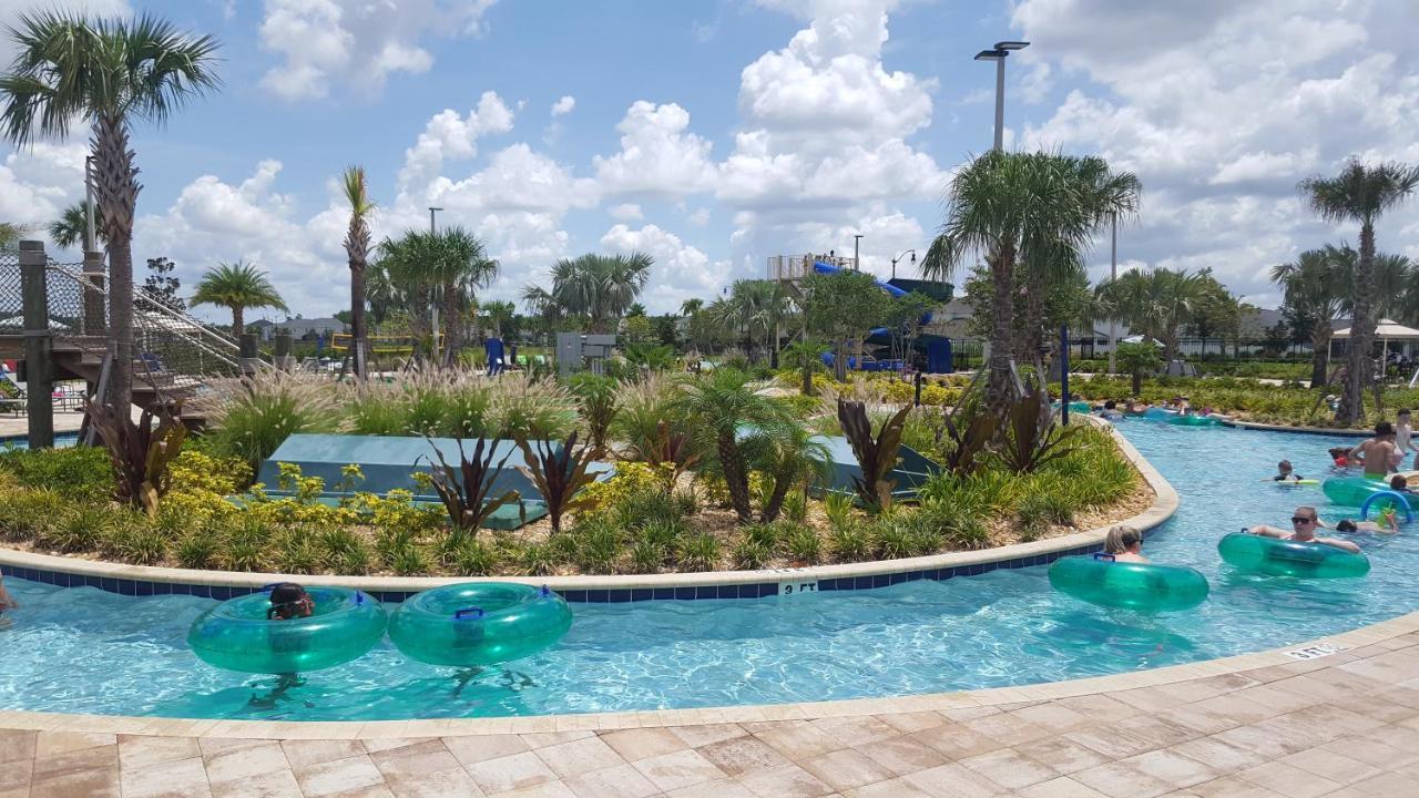 4 Bedroom Private Lakefront Town At Storey Near World Parks Appartement