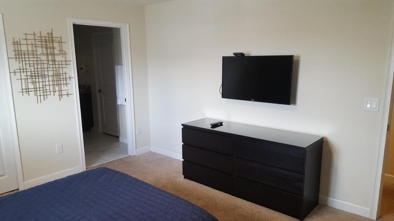 Appartement 4 Bedroom Private Lakefront Town At Storey Near World Parks Kissimmee